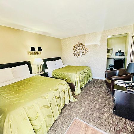 Sage N Sand Motel Moses Lake Zewnętrze zdjęcie