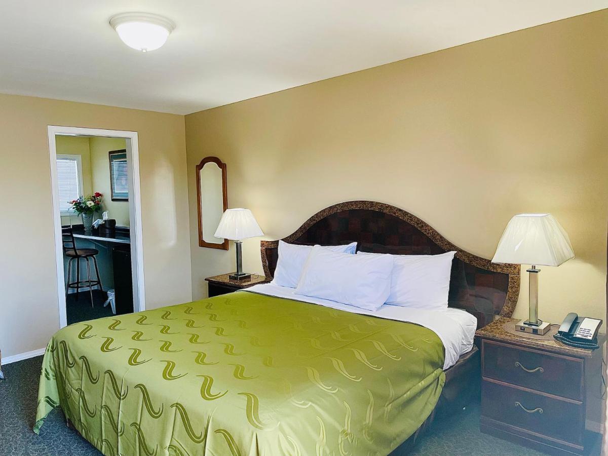Sage N Sand Motel Moses Lake Zewnętrze zdjęcie
