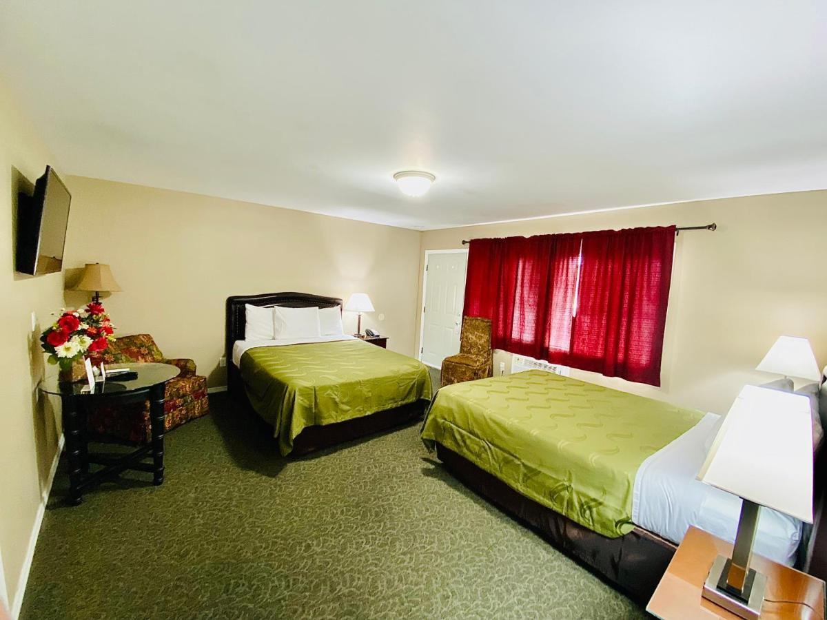 Sage N Sand Motel Moses Lake Zewnętrze zdjęcie