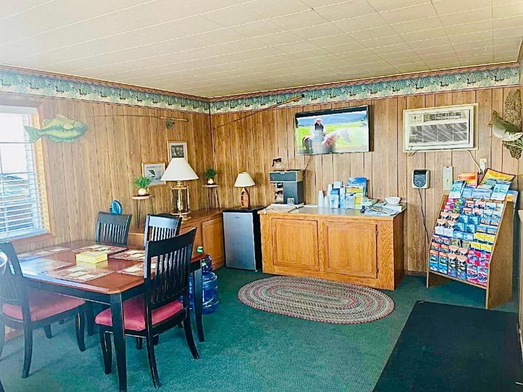 Sage N Sand Motel Moses Lake Zewnętrze zdjęcie