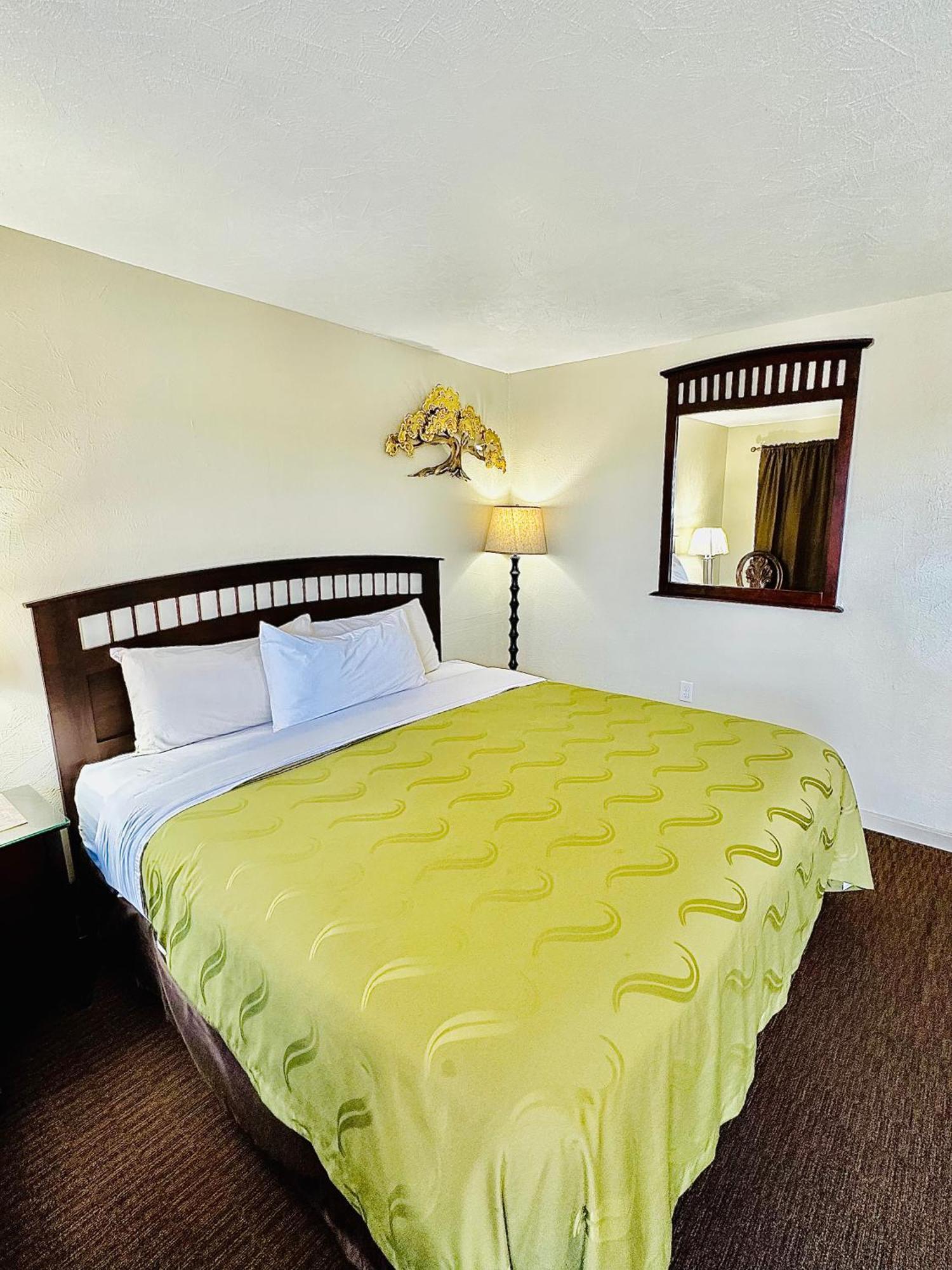 Sage N Sand Motel Moses Lake Zewnętrze zdjęcie